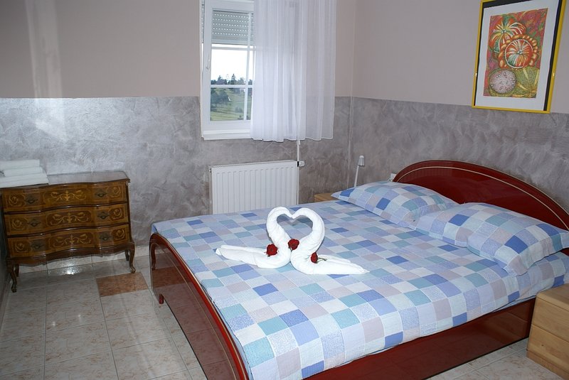 Spavaća soba apartmana 1